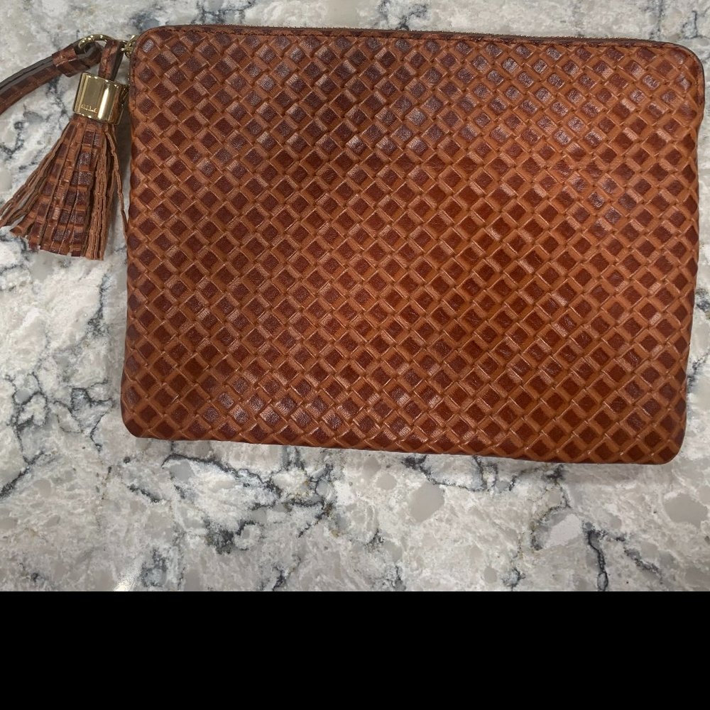 G.I.L.I. Leather Pouch